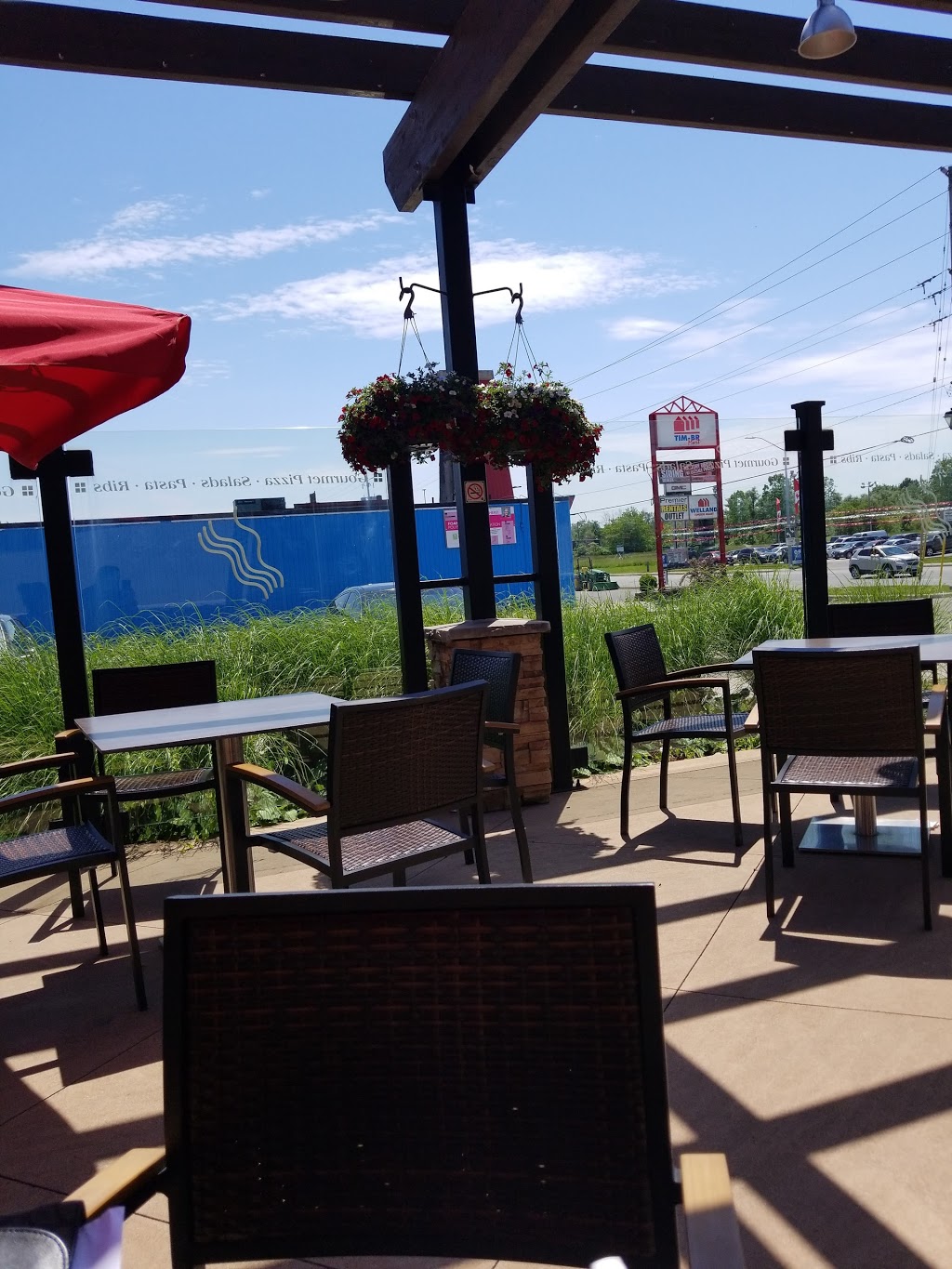 Boston Pizza | 934 Niagara St, Welland, ON L3C 1M3, Canada | Phone: (905) 714-1647