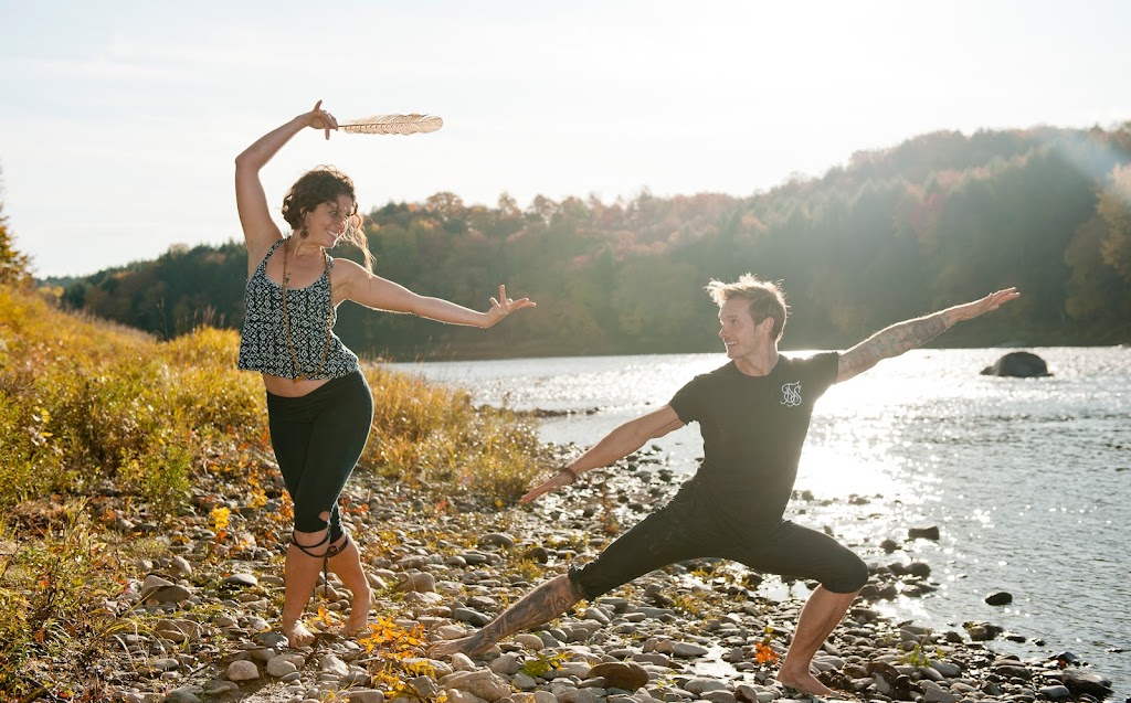 Nomade - Yoga Movement & Breath | 18 Rue Clough, Sherbrooke, QC J1M 1V8, Canada | Phone: (438) 455-8499
