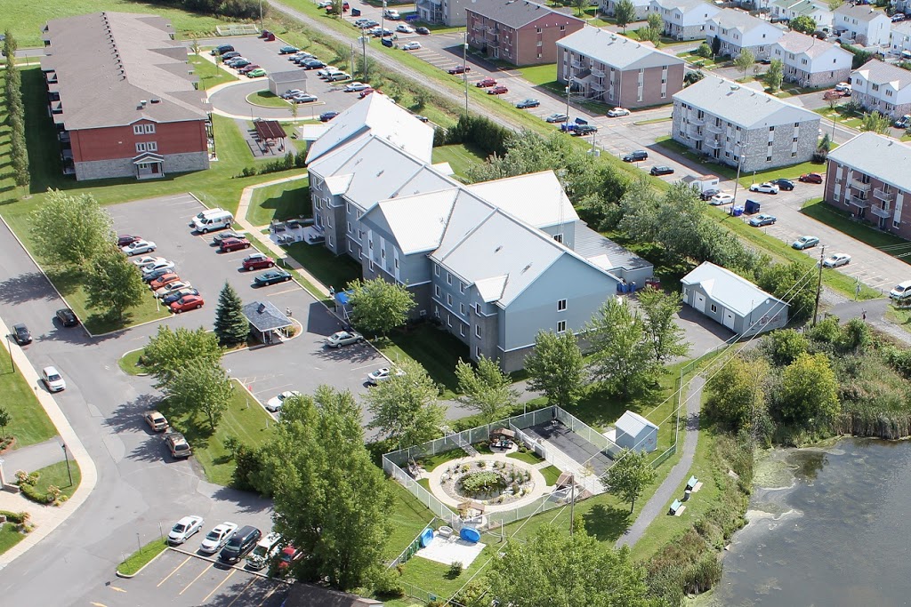 Residence Bleu & Or | 707, rue Martel, Richelieu, QC J3L 5R7, Canada | Phone: (450) 447-2626