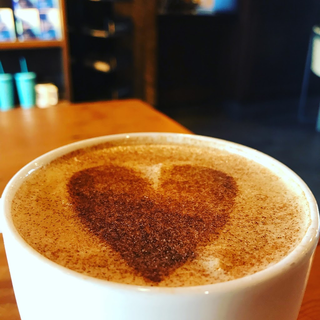 Starbucks | Silverado Shopping Centre, 19369 Sheriff King St, Calgary, AB T2X 0G2, Canada | Phone: (403) 254-2223