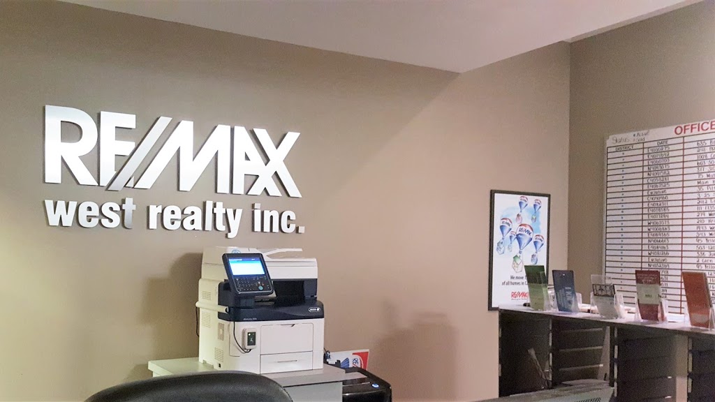 Lina Liang at RE/MAX West Realty Inc., Brokerage | 6074 Kingston Rd, Scarborough, ON M1C 1K4, Canada | Phone: (416) 809-7431