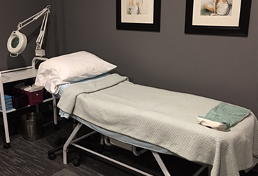 Divine Silhouette | 1606 Sherwood Dr #18A, Sherwood Park, AB T8H 4P9, Canada | Phone: (780) 416-0439