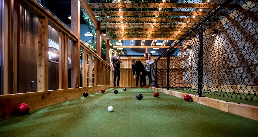 Playback Bar & Restaurant | 1860 Bank St #3A, Ottawa, ON K1V 7Z8, Canada | Phone: (613) 733-3553