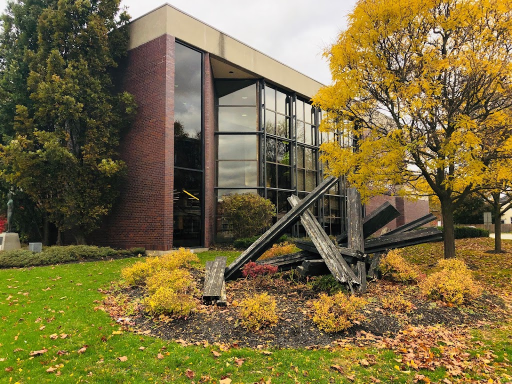 Idea Exchange | Queens Square | 1 N Square, Cambridge, ON N1S 2K6, Canada | Phone: (519) 621-0460