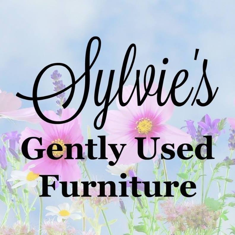 Sylvies Gently Used Furniture | 2701 Alberni Hwy, Qualicum Beach, BC V9K 2T2, Canada | Phone: (250) 594-3313