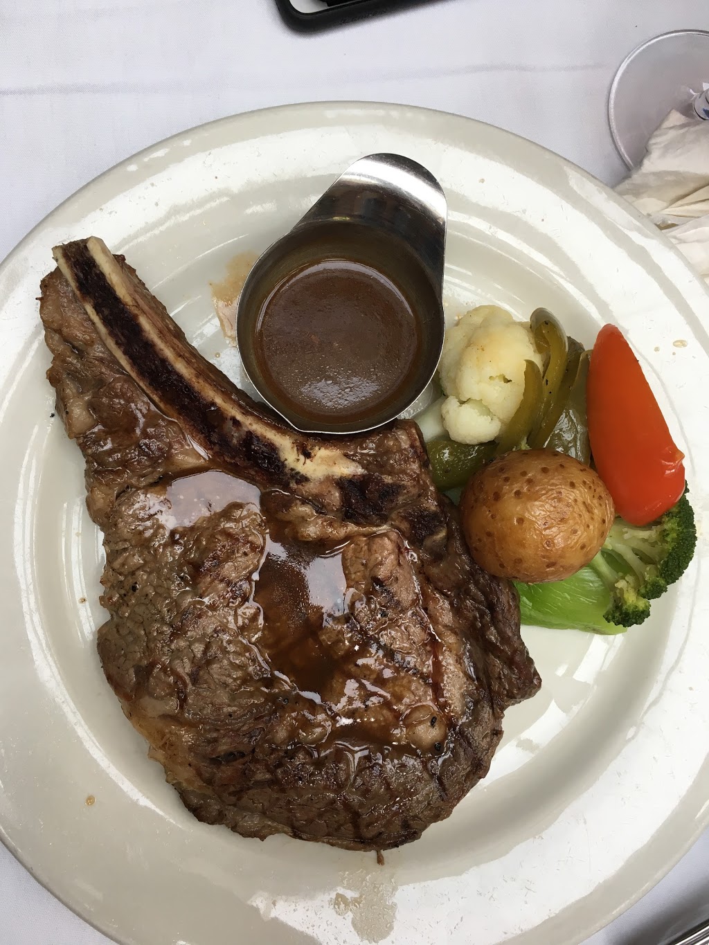 Il Fornetto Restaurant | 1900 Boulevard Saint-Joseph, Lachine, QC H8S 2N5, Canada | Phone: (514) 637-5253