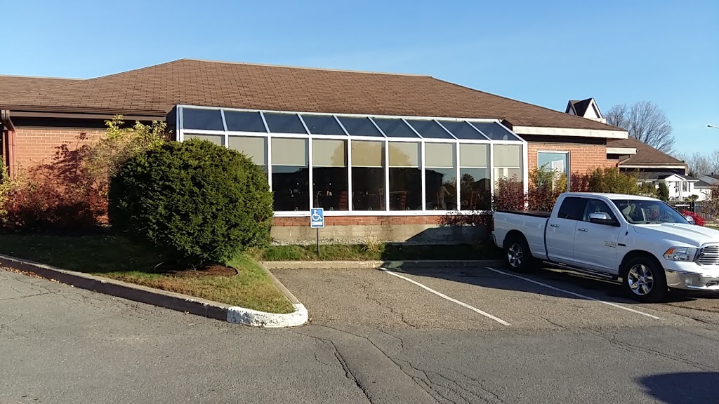 Gare 422 | 422 Boulevard Monseigneur-Dubois, Saint-Jérôme, QC J7Y 3L8, Canada | Phone: (450) 432-7776
