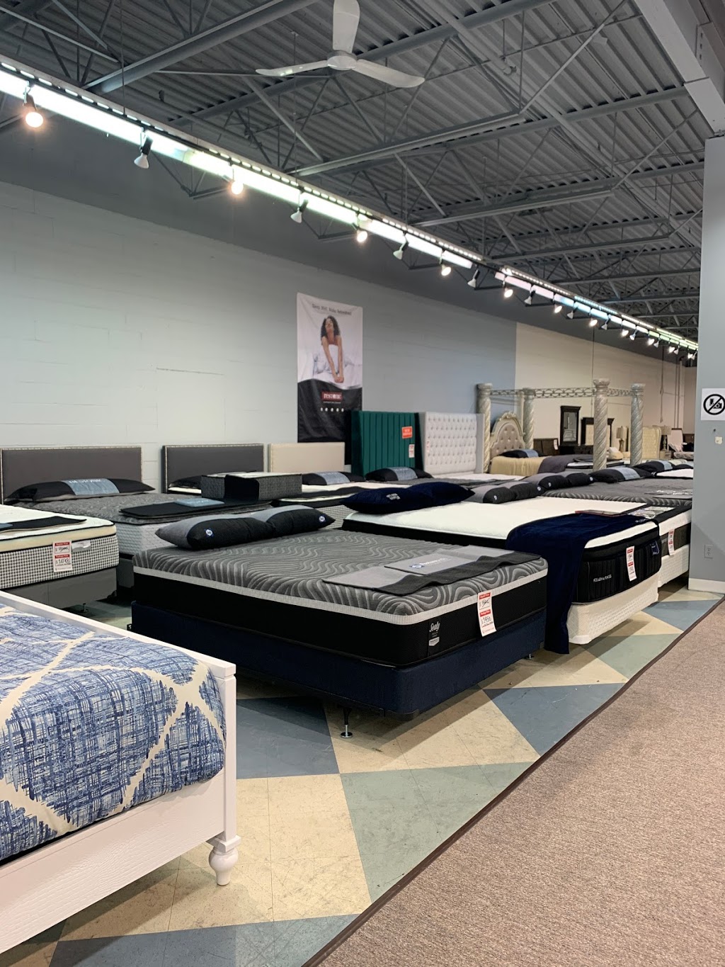 Furniture Land | 31877 S Fraser Way, Abbotsford, BC V2T 1V5, Canada | Phone: (604) 744-9191