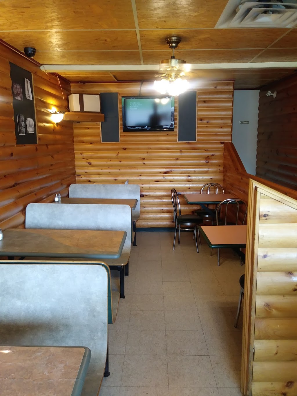 Pita Shack | 239 Pembroke St E, Pembroke, ON K8A 3J9, Canada | Phone: (613) 735-1818