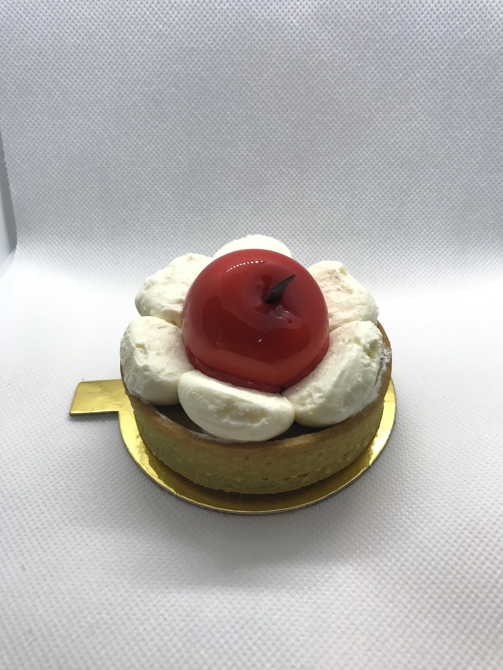 GOLD CHERRY BAKERY | 233 Lakeshore Rd E, Mississauga, ON L5G 1G8, Canada | Phone: (905) 274-2253