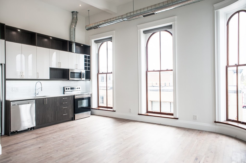 Unik Parquet | 33 Rue Principale S, La Patrie, QC J0B 1Y0, Canada | Phone: (819) 888-2856