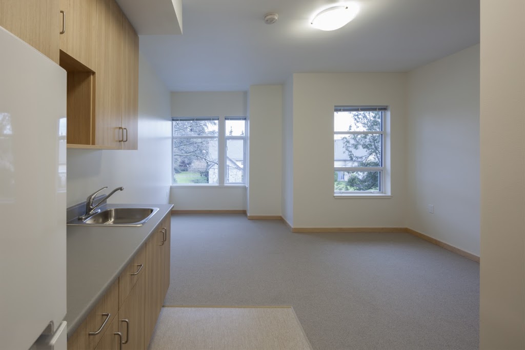 Granville Gardens Retirement Residence | 1550 W 49th Ave #100, Vancouver, BC V6M 2R6, Canada | Phone: (604) 563-3540