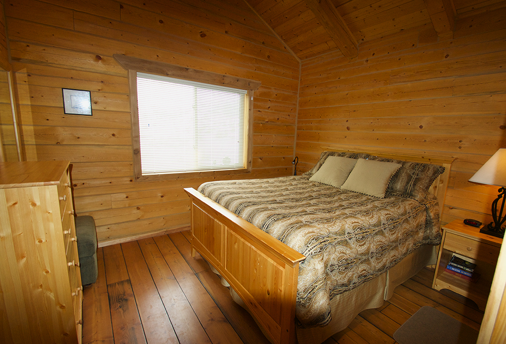Waterton River Suites | 3705 Twp Rd 40 Range Road 28-5, Twin Butte, AB T0K 2J0, Canada | Phone: (403) 627-2999