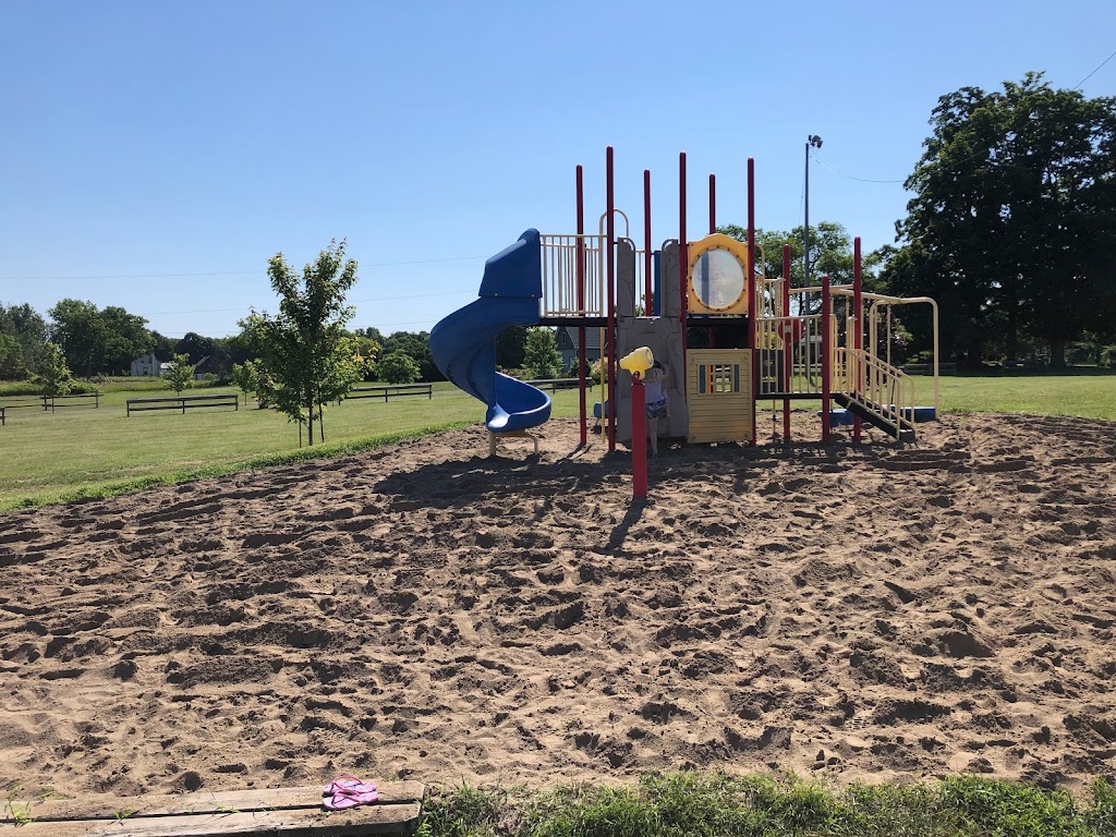 Mount Tabor Park | Road 17, Prince Edward, ON K0K 2P0, Canada | Phone: (613) 476-2148