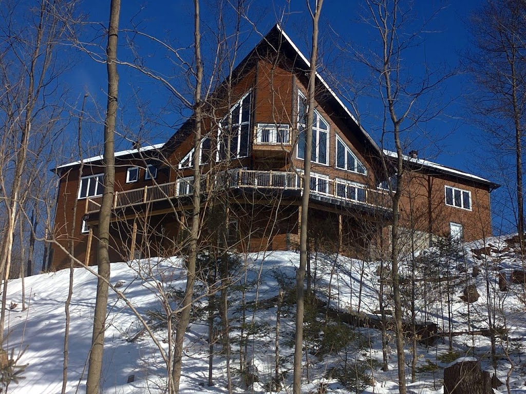 Cantley Hillside | 116 Rue du Gui, Cantley, QC J8V 2V8, Canada | Phone: (613) 606-5057