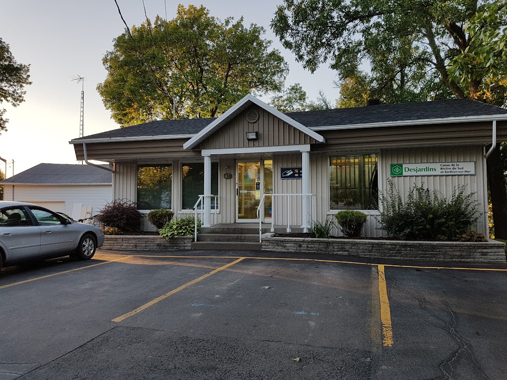 Centre de services Desjardins de Berthier-sur-Mer | 47 Rue Principale E, Berthier-sur-Mer, QC G0R 1E0, Canada | Phone: (418) 248-4884