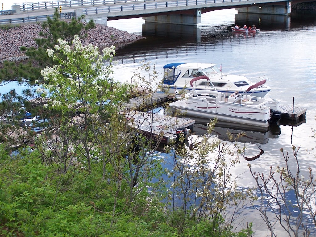 Bowheys West Nipissing Resort Marina & Cafe | 10448 ON-64, Lavigne, ON P0H 1R0, Canada | Phone: (705) 840-6455