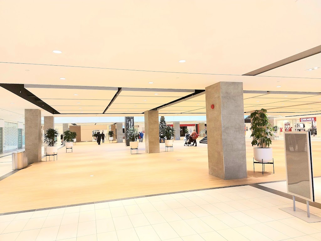 Le Grenier | 2700 Bd Laurier, Québec, QC G1V 2L8, Canada | Phone: (418) 658-6406