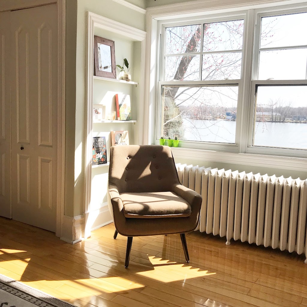 Wildberry Studio | 42 Rue Sainte-Anne, Sainte-Anne-de-Bellevue, QC H9X 1L6, Canada | Phone: (514) 970-8284