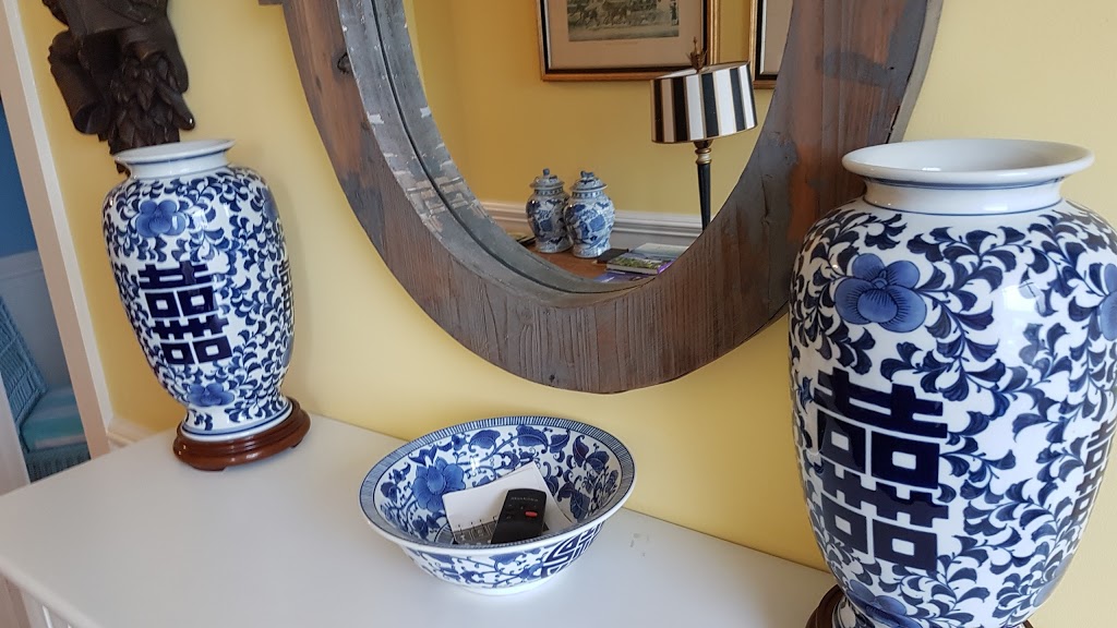 Mahone Bay Bed & Breakfast | 558 Main St, Mahone Bay, NS B0J 2E0, Canada | Phone: (902) 624-6388