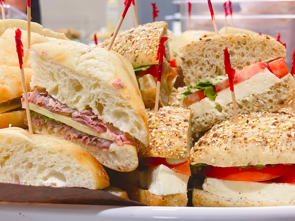 The Grocery Basket | 260 Princess St, Kingston, ON K7L 1B5, Canada | Phone: (613) 417-3331