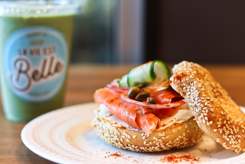 La Vie Est Belle . Vaudreuil Bagel | 3052 Bd de la Gare, Vaudreuil-Dorion, QC J7V 0H1, Canada | Phone: (450) 424-5400