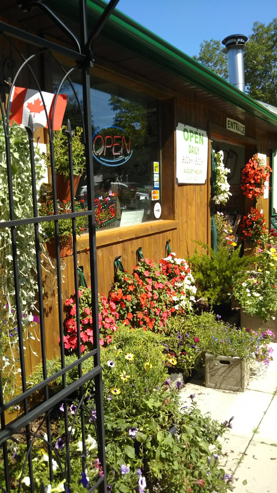 J Ds Manitoulin Garden Centre | 231 Side Rd 10, Tehkummah, ON P0P 2C0, Canada | Phone: (705) 859-2393
