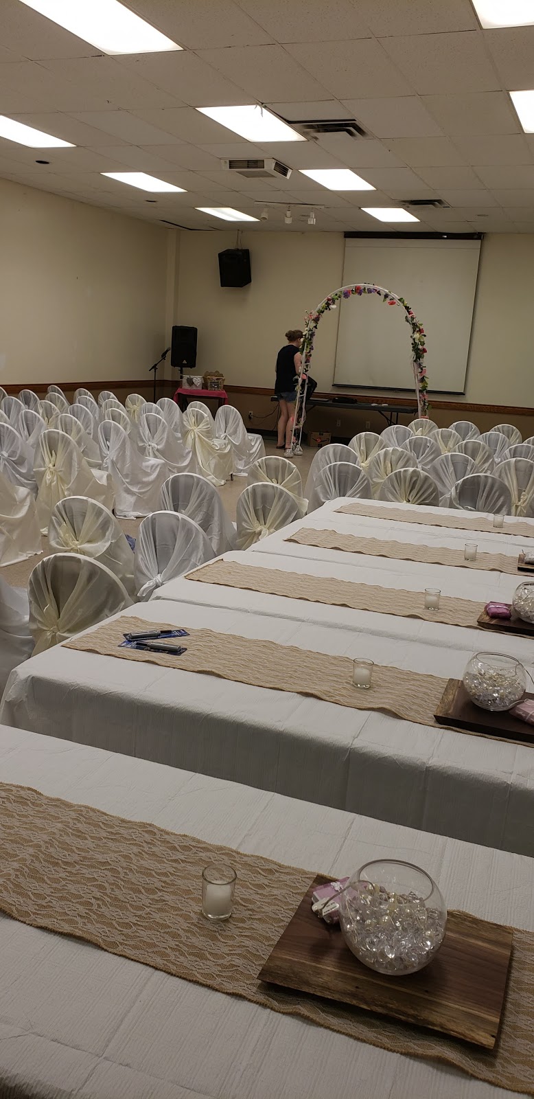 Kin Club of Cambridge (Preston) Inc | 1400 Hamilton St, Cambridge, ON N3H 3G5, Canada | Phone: (519) 653-4420