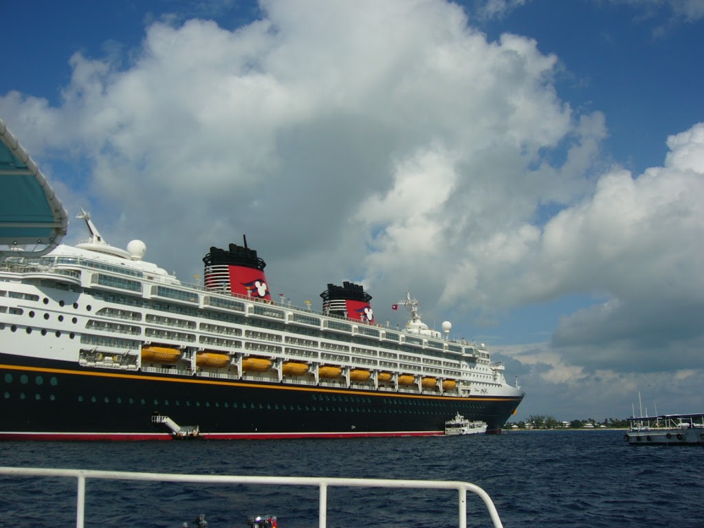 Croisières Amarc | 507 QC-132, Verchères, QC J0L 2R0, Canada | Phone: (855) 506-2224