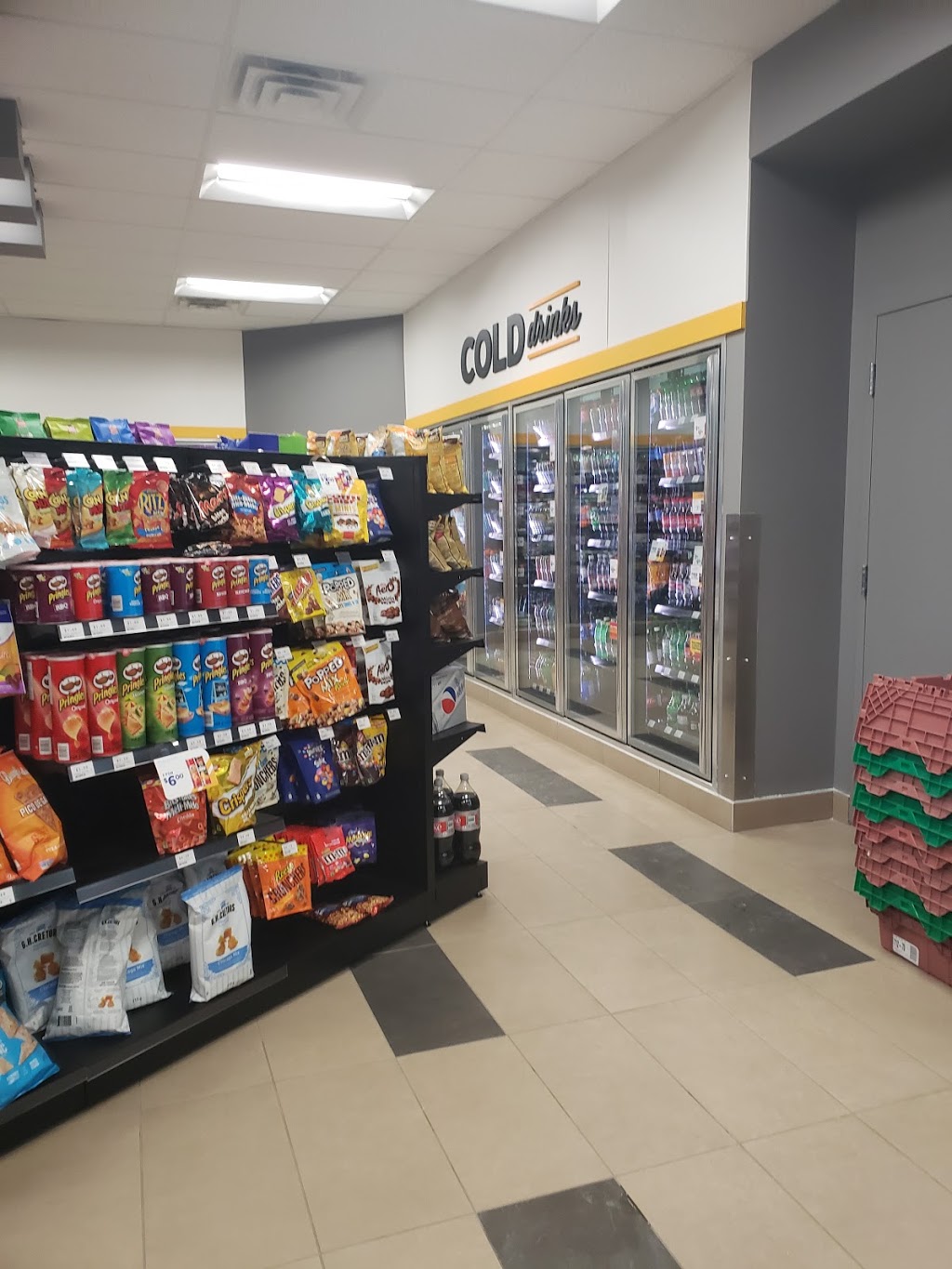 Ultramar | 401 March Rd, Ottawa, ON K2K 0K1, Canada | Phone: (613) 592-8161