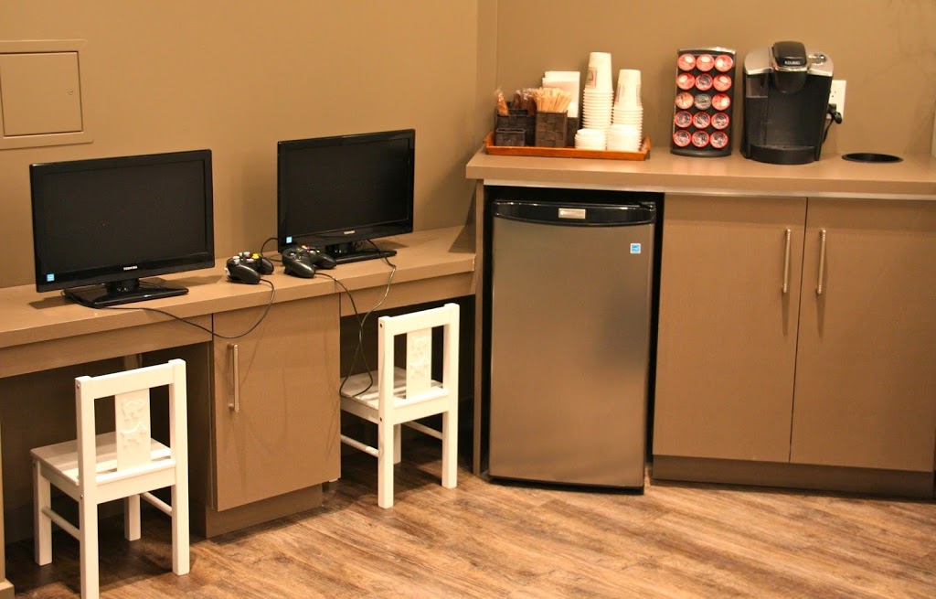 Uptown Dental Burlington | 1900 Appleby Line #2, Burlington, ON L7L 0B7, Canada | Phone: (289) 288-0273