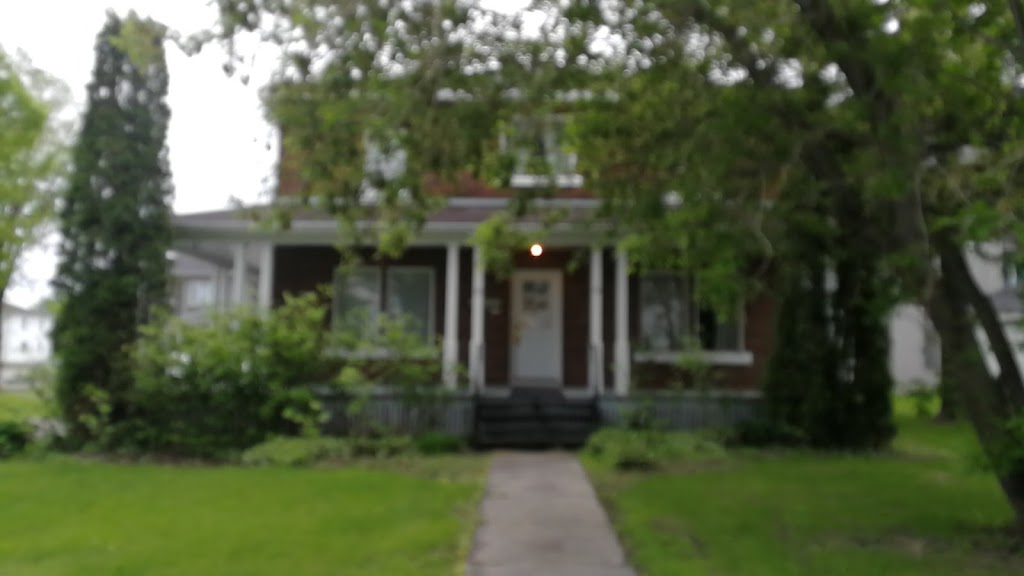 Presbytère de Saint-Nazaire | 200 Rue Principale, Saint-Nazaire, QC G0W 2V0, Canada | Phone: (418) 662-6290