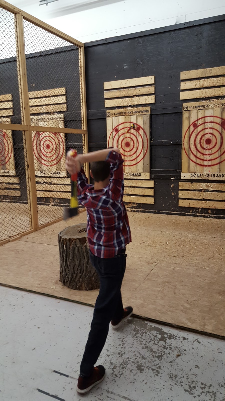 Lumberjax Axe Throwing | 1437 Elliott St, Regina, SK S4N 3G6, Canada | Phone: (844) 515-1455