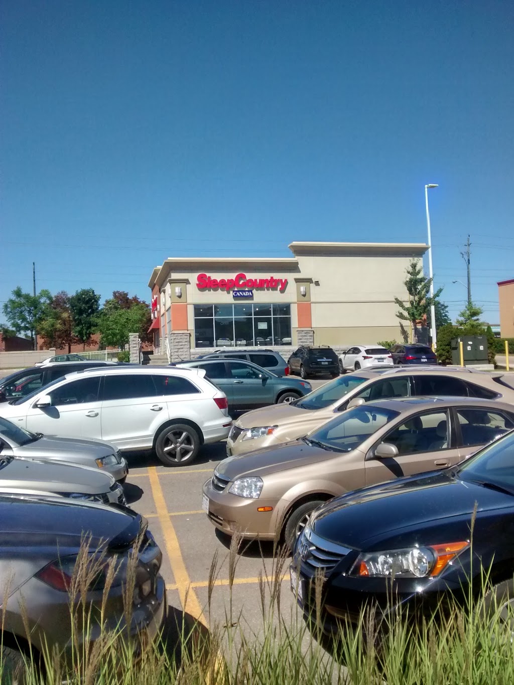 Sleep Country Canada | 2209 Steeles Ave W, North York, ON M3J 3N2, Canada | Phone: (416) 665-8280