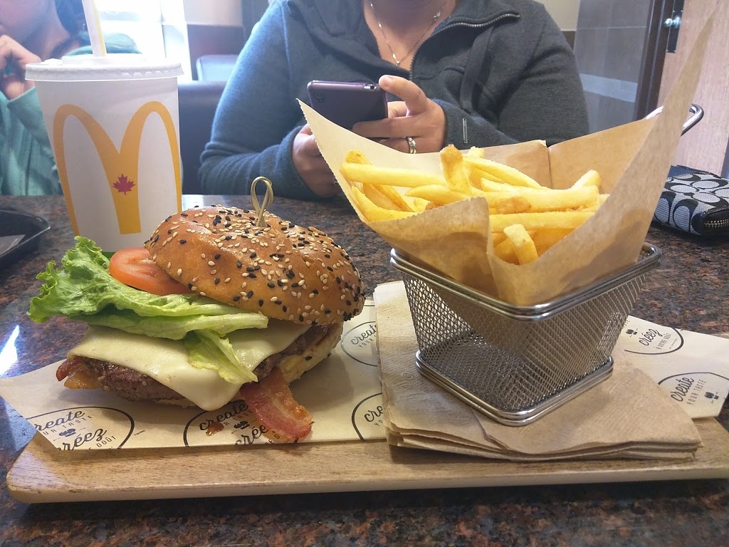 McDonalds | 16 Baskin Dr W, Arnprior, ON K7S 3G8, Canada | Phone: (613) 623-7975