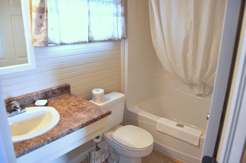 Bay Vista Motel | 9517 Cavendish Rd, Breadalbane, PE C0A 1E0, Canada | Phone: (902) 963-2225