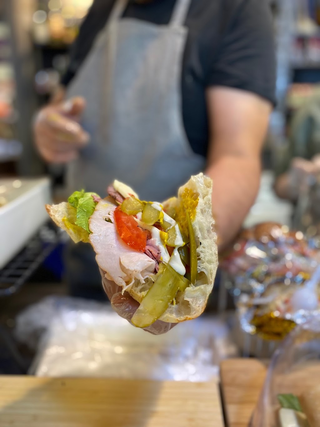 Mad Bites | The 400 market, 2207 Industrial Park Rd, Innisfil, ON L9S 3V9, Canada | Phone: (705) 770-3568