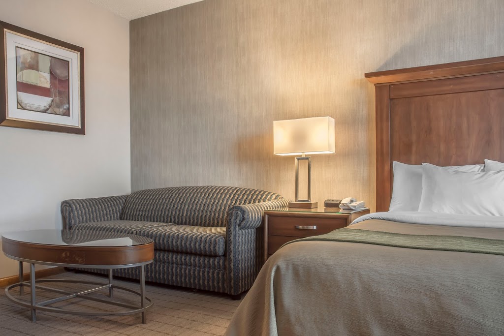 Comfort Inn | Route 2211, Northumberland County Rd 28, Port Hope, ON L1A 3V6, Canada | Phone: (905) 885-7000