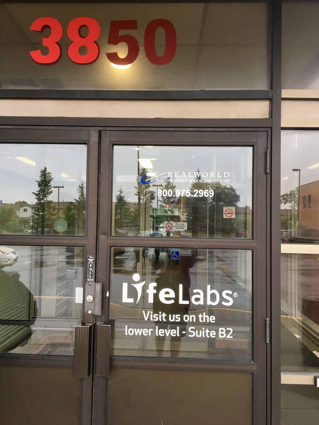 LifeLabs 3850 Finch Ave E Suite B2, Scarborough, ON M1T 3T6, Canada