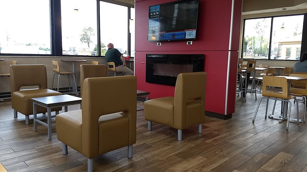 Wendys | 11 Lakelands Blvd, Halifax, NS B3S 1C3, Canada | Phone: (902) 450-5643