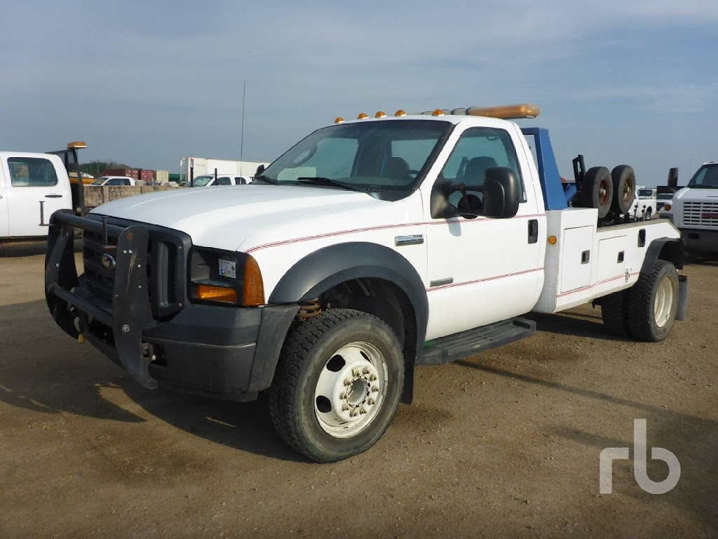 #9 Towing & Recovery Service | 22 Centre St, Calgary, AB T2P 2G7, Canada | Phone: (403) 383-6904