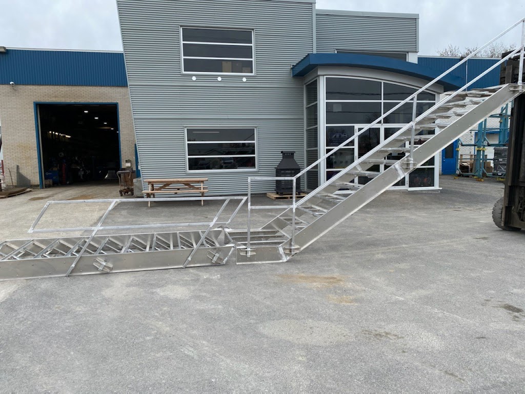 Atelier dUsinage L Bourgea et Fils Inc | 4 Rue Industrielle, Bedford, QC J0J 1A0, Canada | Phone: (450) 248-2034