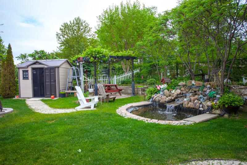 Casa Wasaga B&B | 1 Tamarack Way, Wasaga Beach, ON L9Z 3B4, Canada | Phone: (416) 402-1997