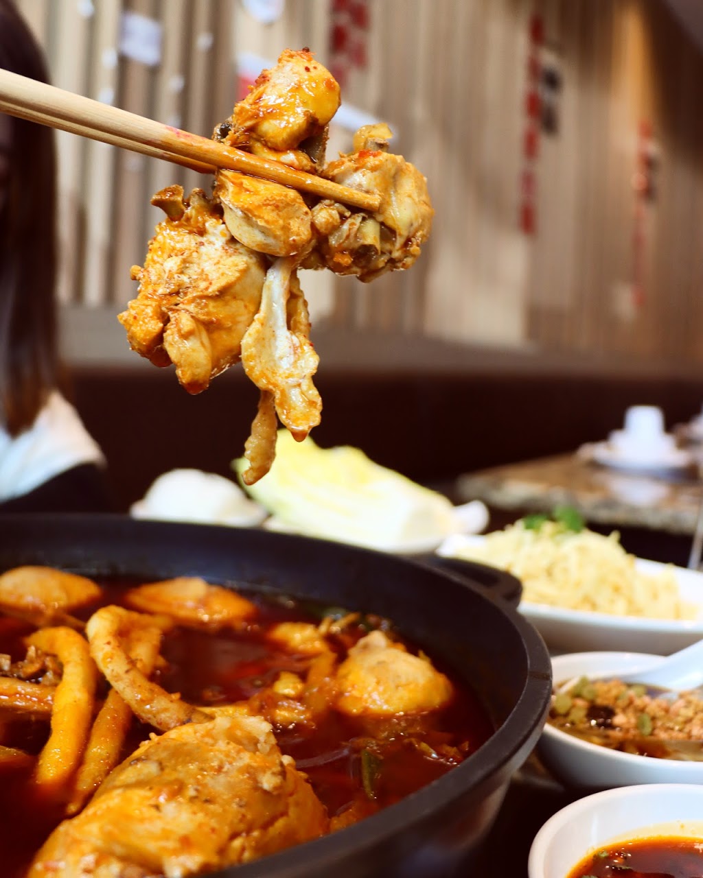 本拿比李子坝梁山鸡LIZIBA CHONGQING CHICKEN POT | #103-4501, Kingsway, Burnaby, BC V5H 0E5, Canada | Phone: (778) 870-8999