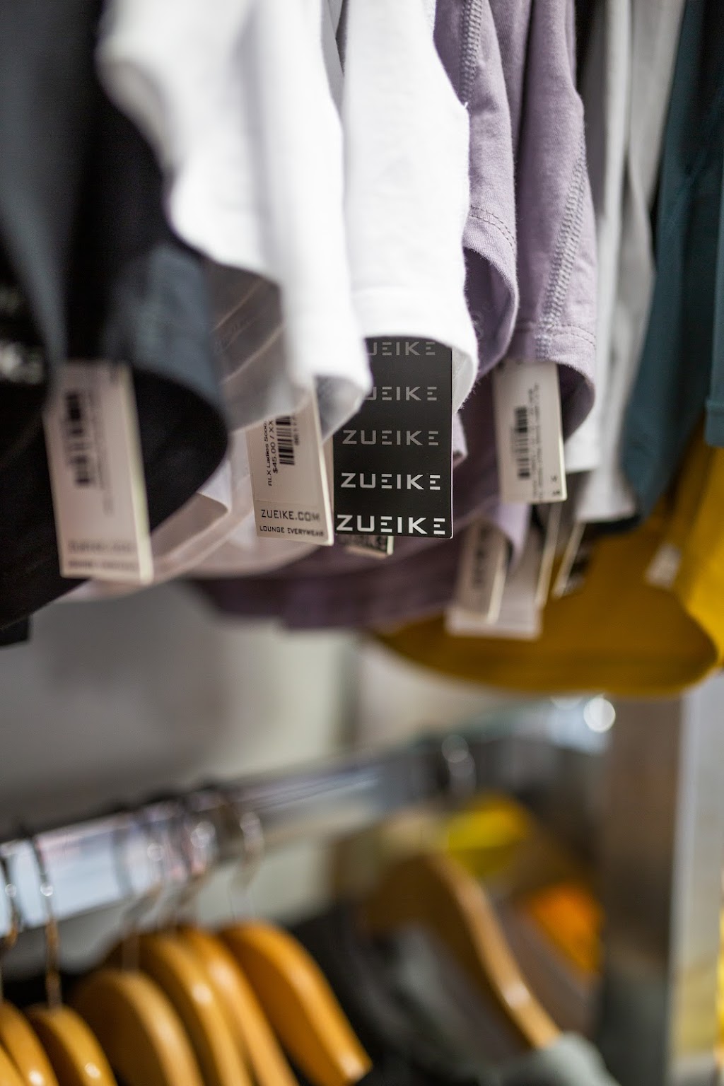 Zueike | 45 Trottier Bay #6, Winnipeg, MB R3T 3R3, Canada | Phone: (204) 290-0098