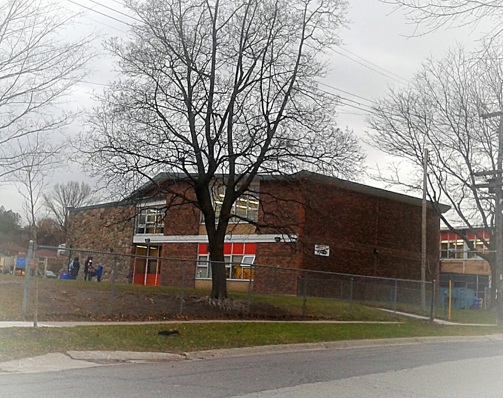 Étienne Brûlé Junior School | 50 Cloverhill Rd, Etobicoke, ON M8Y 1T3, Canada | Phone: (416) 394-7850
