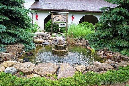 Gillespie Gardens Bed and Breakfast | 7608 Gillespie St, Port Franks, ON N0M 2L0, Canada | Phone: (519) 243-1515