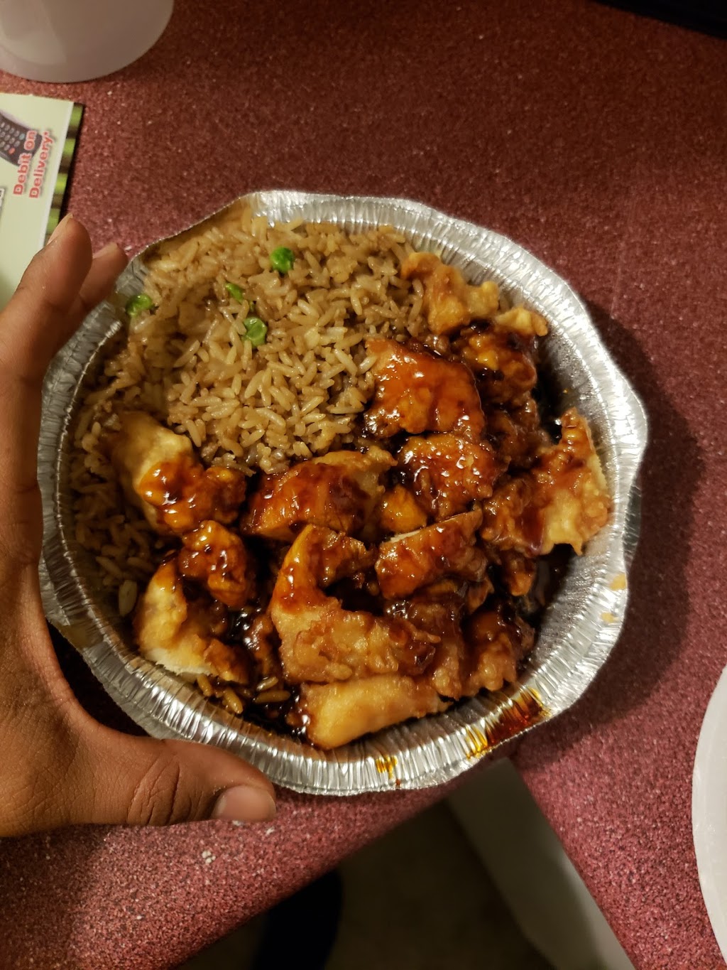 Silver China Restaurant & Tavern | 132 Westminster Dr S, Cambridge, ON N3H 3K2, Canada | Phone: (519) 621-1311