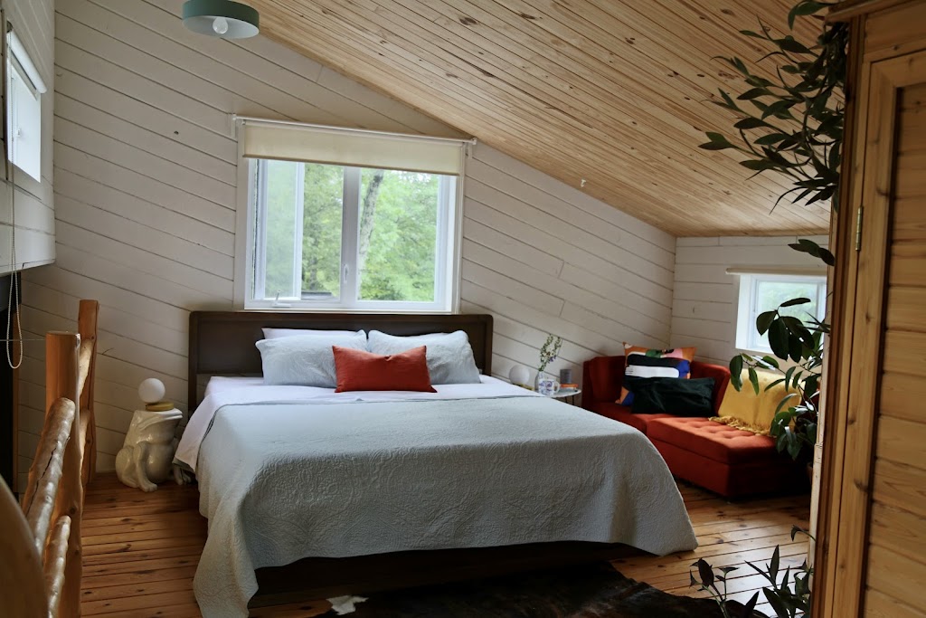 The Lazy River Chalet | 451 Chem. Fany, Namur, QC J0V 1N0, Canada | Phone: (514) 653-0147