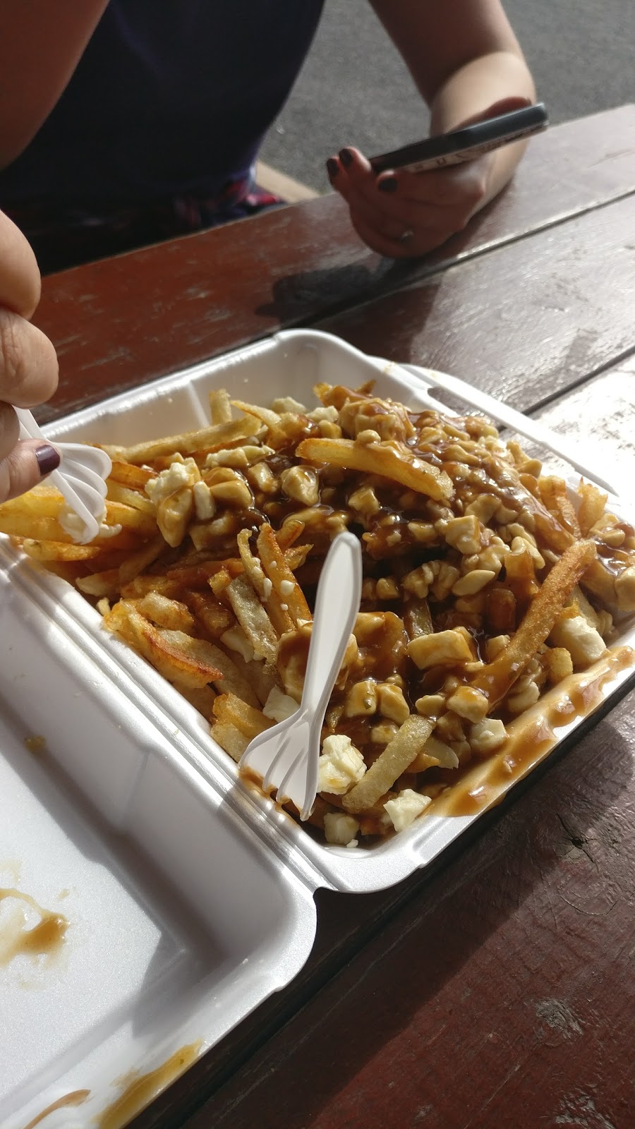 La Patate Doree | 157 Rue Eddy, Gatineau, QC J8X 1V1, Canada | Phone: (819) 770-5090